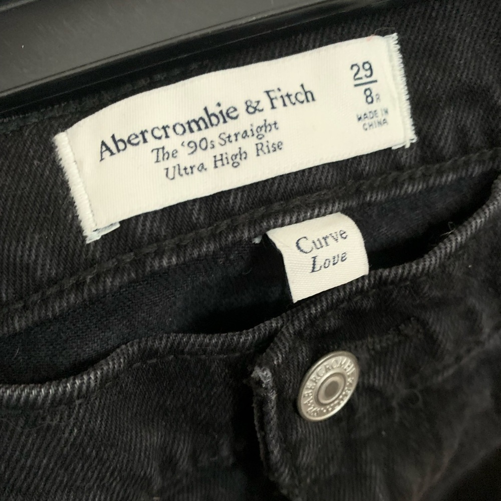 Abercrombie 90s straight ultra high rise